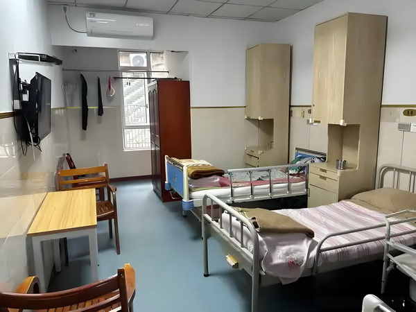 原来爱妃不简单